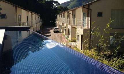 Casa com 2 dormitórios à venda, 135 m² por R$ 690.000 - Fazenda Inglesa - Petrópolis/RJ