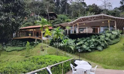 Casa com 6 dormitórios à venda, 300 m² por R$ 3.900.000 - Itaipava - Petrópolis/RJ
