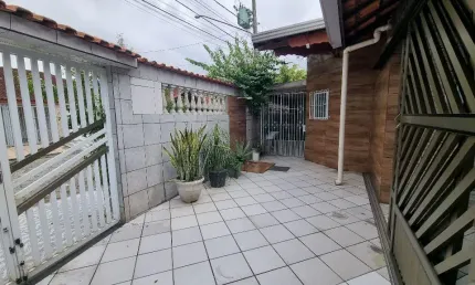 Casa térrea para Venda - Vila Assunção - 3 Dormitórios - Churrasqueira
