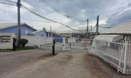 Casa em condomínio fechado com 2 quartos à venda na Cleise Terezinha Rosa Silva, 70, Recreio dos Sorocabanos, Sorocaba por R$ 400.000