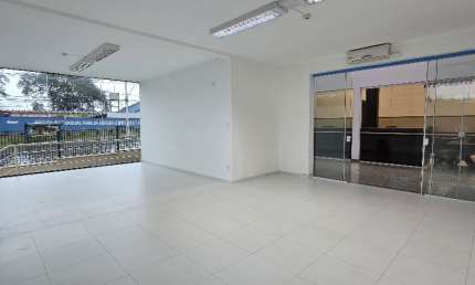 Ponto comercial com 1 sala para alugar na Rua Laurent Martins, 100, Jardim Esplanada, São José dos Campos