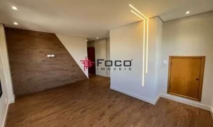 Sala comercial no Espaço Empresarial SKY I / Centro / 39 m² / Vaga de garagem / São José dos Campos