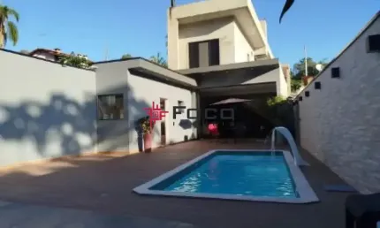 MP Excelente casa em condomínio / 03 dormitórios sendo 03 suítes / Piscina / Área Gourmet / 400m² de terreno / 210m²  de construção / Guararema