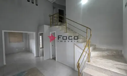 Sobrado - Vila Ema - 5 dormitórios - 163 m² de área construída - 218 m² de área do terreno. São José dos Campos.