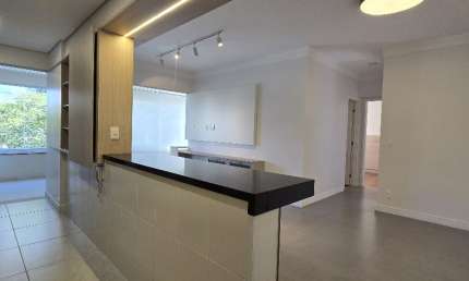 Apartamento de 2 dormitórios para Locação na Vila Adyana