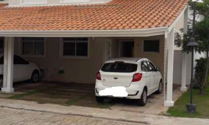 Aluguel Casa Condomínio 03 dormitórios Vila Mogilar, Mogi das Cruzes