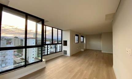 Linda cobertura no Anita Garibaldi, 3 suites, 2 vagas de garagem e 119m2 privativos