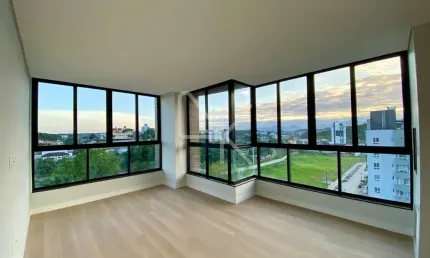 Linda cobertura no anita garibaldi, 3 suites, 2 vagas de garagem e 119m2 privativos