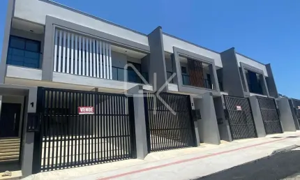 Sobrado Novo no Saguaçu | Pronto para Morar | Suíte + 2 Quartos | 105 m² Privativos