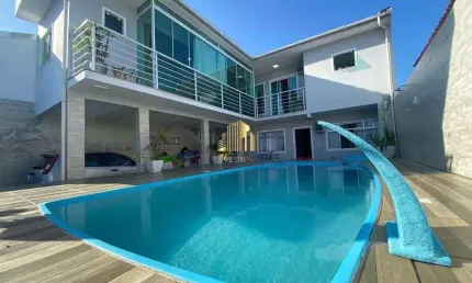 Casa com 3 quartos à venda na Rua Viseu, 11, Forquilhas, São José