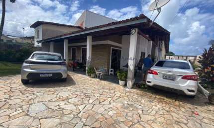 Casa para Venda em Lauro de Freitas, Vilas Do Atlântico, 4 dormitórios, 2 suítes, 3 banheiros, 3 vagas