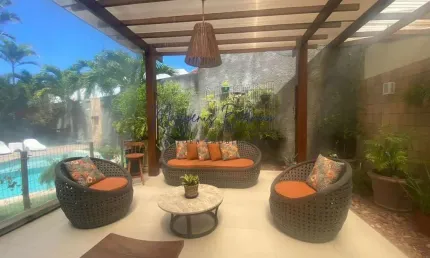 Casa para Venda em Lauro de Freitas, Vilas Do Atlântico, 4 dormitórios, 4 suítes, 5 banheiros, 2 vagas