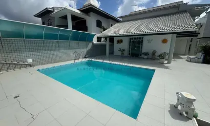 Casa para Venda em Lauro de Freitas, Vilas Do Atlântico, 4 dormitórios, 2 suítes, 5 banheiros, 4 vagas