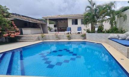 Casa para Venda em Lauro de Freitas, Vilas Do Atlântico, 4 dormitórios, 1 suíte, 4 banheiros, 3 vagas