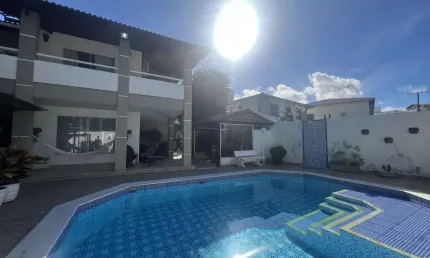 Casa para Venda em Lauro de Freitas, Vilas Do Atlântico, 4 dormitórios, 4 suítes, 6 banheiros, 2 vagas