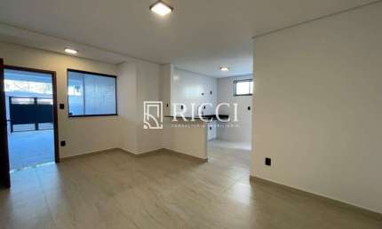Oportunidade exclusiva: Casa à venda na Vila Belmiro, Santos-SP! 3 quartos, 1 suíte, 2 salas, 3 banheiros, 2 vagas de garagem. Não perca!
