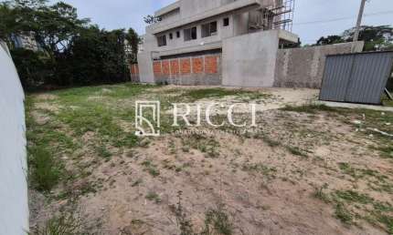 Terreno à venda em Bertioga-SP, no bairro Riviera, com 480,00 m² de área. Aproveite!