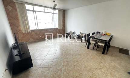 Imperdível! Apartamento de 3 quartos na Ponta da Praia em Santos-SP, com 136m², suíte e vaga de garagem. Confira já!