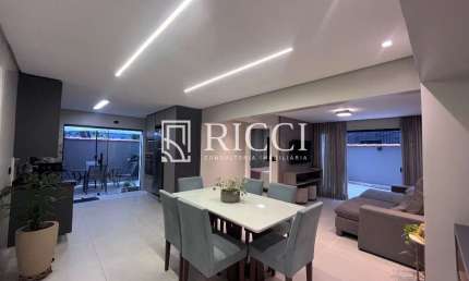 Apartamento Garden à Venda na Ponta da Praia, Santos-SP