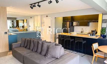 Apartamento com 2 Quartos à Venda no Marapé, Santos