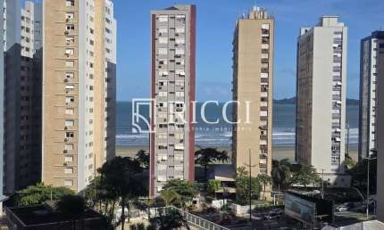 Apto para Vender Rápido! Frente mar, 3 quartos, com varanda gourmet e lazer completo !