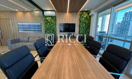 Sala de Alto Padrão no Gonzaga, Santos-SP: 2 Salas, 2 Vagas de Garagem, 116m² de Área