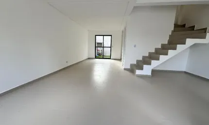 Sobrado com 3 dormitórios à venda, 100 m² por r$ 629.000 - lindóia - curitiba/pr