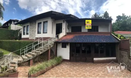 Casa com 4 quartos à venda na Rua Bombeiro Teodoro Fetbach, 544, Bom Retiro, Joinville