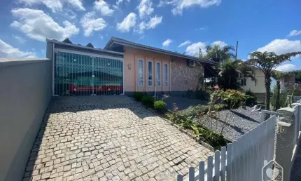 Casa com 2 quartos à venda na Rua Quinze de Novembro, 41830, Vila Nova, Joinville