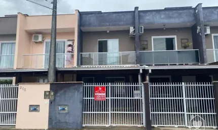 Casa com 2 quartos à venda na Rua Quinze de Novembro, 81126, Vila Nova, Joinville