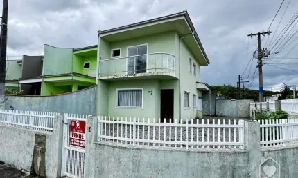 Casa com 2 quartos à venda na Rua Quinze de Novembro, 40698, Vila Nova, Joinville