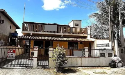 Casa com 3 quartos à venda na Rua Quinze de Novembro, 12395, Vila Nova, Joinville