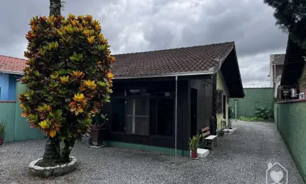 Casa com 2 quartos à venda na Rua Quinze de Novembro, 16359, Vila Nova, Joinville