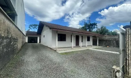 Casa com 3 quartos à venda na Rua Quinze de Novembro, 41286, Vila Nova, Joinville