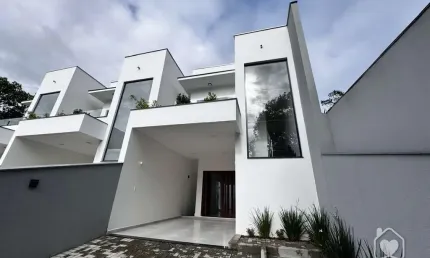 Casa com 2 quartos à venda na Rua Tupy, 17642, São Marcos, Joinville