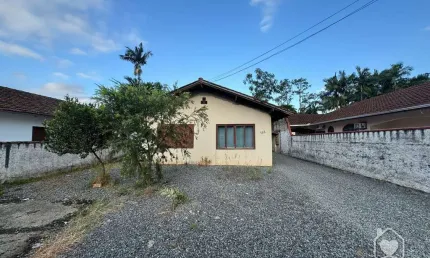Casa com 3 quartos à venda na Rua Quinze de Novembro, 18608, Vila Nova, Joinville