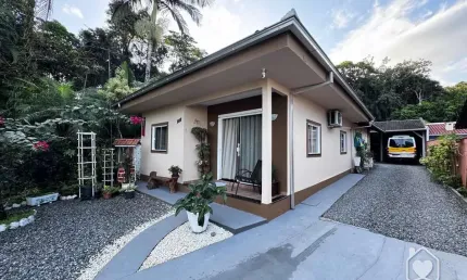 Casa com 3 quartos à venda na Rua Quinze de Novembro, 53077, Vila Nova, Joinville