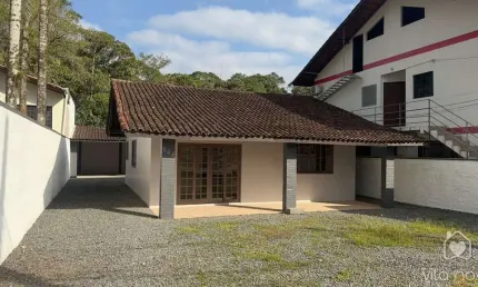 Casa com 2 quartos à venda na Rua Quinze de Novembro, 50660, Vila Nova, Joinville