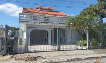 Casa com 3 quartos à venda na Rua Adriano de Farias, 365, Forquilhinhas, São José por R$ 1.050.000