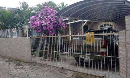 Casa com 2 quartos à venda na Maria Anastacia de Sousa, 99, Roçado, São José por R$ 430.000