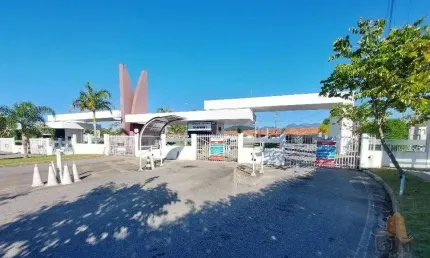 Casa com 3 quartos à venda na Avenida Paulo Roberto Vidal, 1455, Bela Vista, Palhoça por R$ 467.000