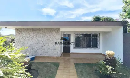 Casa ao lado da Av Winston Churchill | Zoneamento Eixo estrutural