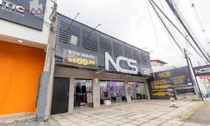Casa com 3 dormitórios para alugar, 80 m² por R$2.500/mês +Taxas - Sítio Cercado - Curitiba/PR