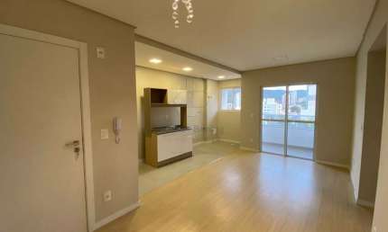 *Apartamento para locação Anual - 1 Suíte e 1 Dormitório - Vila Operária - Itajaí - SC*