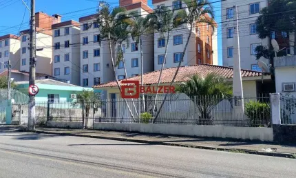 Casa com 3 quartos à venda na Rua Nove de Julho, 790, Ipiranga, São José por R$ 890.000