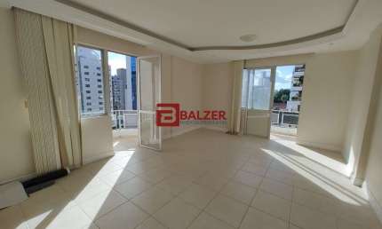Apartamento com 3 quartos à venda na Rua Presidente Coutinho, 264, Centro, Florianópolis por R$ 1.300.000