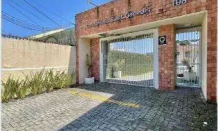 Sobrado para Venda em São José dos Pinhais, Cruzeiro, 3 dormitórios, 1 suíte, 1 banheiro, 2 vagas