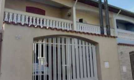 Casa 3 dormitorios  para venda  em Votorantim no bairro Centro