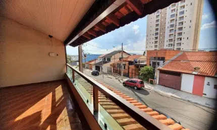 Sobrado 3 dormitorios 1 suites  para venda  em Sorocaba no bairro Parque dos Eucaliptos