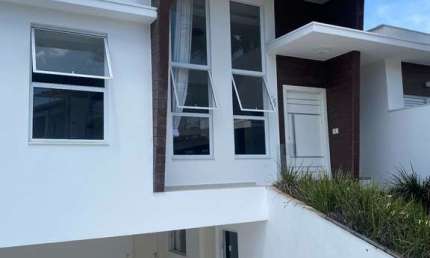 Casa 3 dormitorios 4 suites  para venda ou locação  em Sorocaba no bairro Jardim Ibiti do Paço